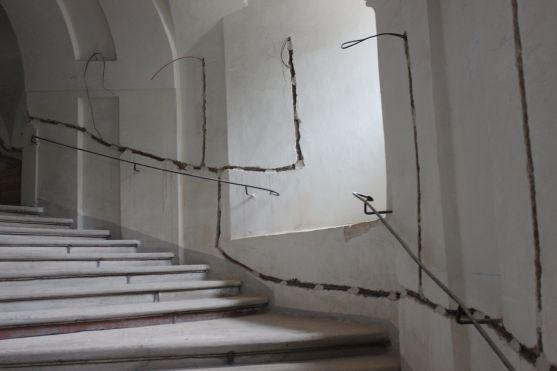 Pět měsíců stavebních prací v broumovském klášteře a jeho zahradě 