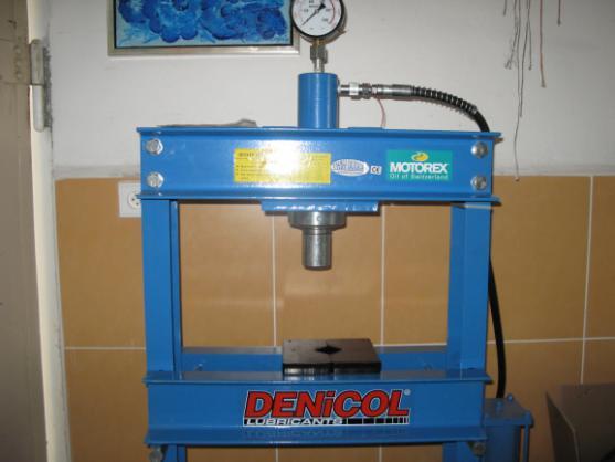 V Broumově zahájil provoz nový pneuservis EMA 