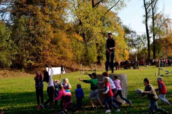 Hubertova jízda Jetřichov pomáhá 