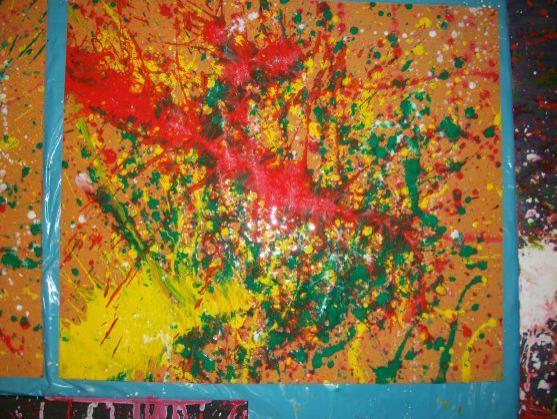 Ohlédnutí za Ateliérem Martiny Váňové věnovaném akční malbě 