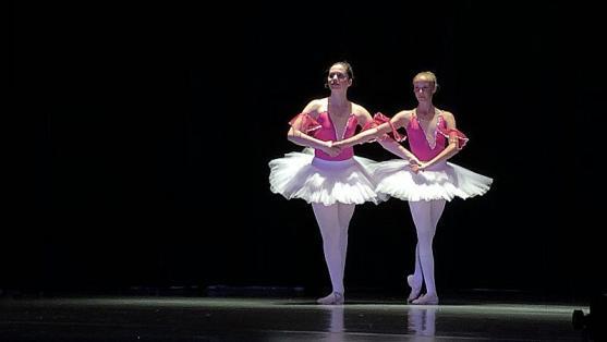 Famózní výkony mladých tanečníků