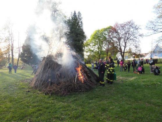 Čarodějnický rej v Broumově