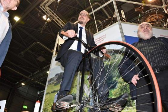 Je libo Cesta kamene nebo Festival zážitků? Královéhradecký kraj zve v Brně na aktivní dovolenou strávenou na kole