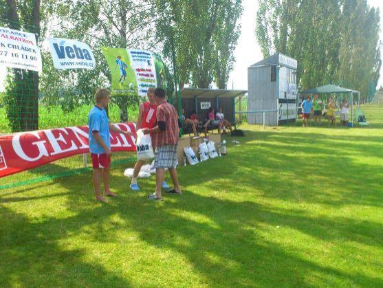 Vítězem 2. ročníku turnaje v malé kopané O - Cup se stal pořádající tým Sestry v akci