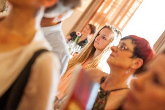 Aukce Dobročinného večera pro Broumovsko vynesla 320 tisíc korun