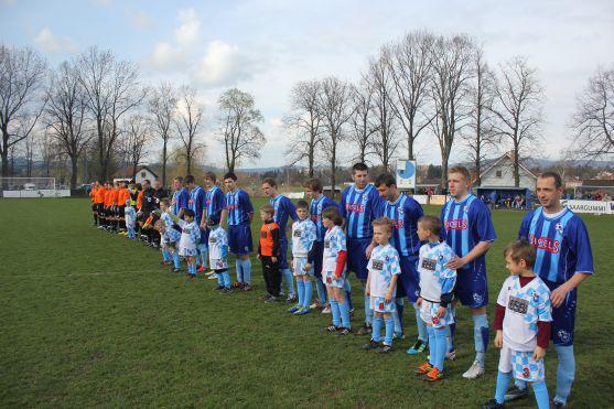 Poslankyně Zdeňka Horníková zahájila fotbalové derby v Broumově