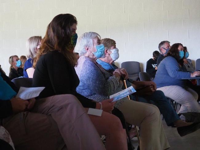 Děti na Broumovsku již potřetí zachránily příběhy místních pamětníků 