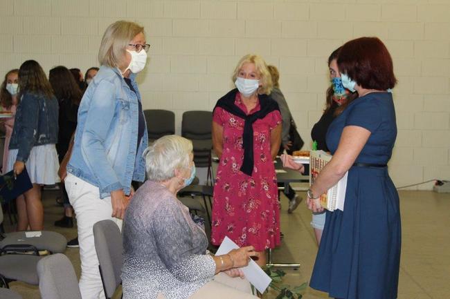 Děti na Broumovsku již potřetí zachránily příběhy místních pamětníků 