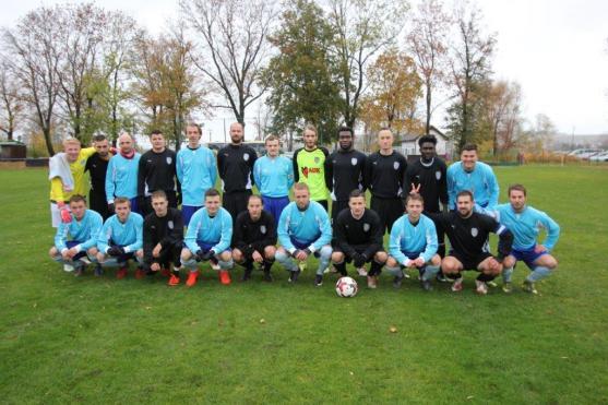 Derby rozhodl penaltou broumovský brankář Jakub Drahorád