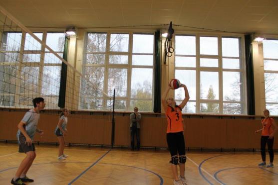 Mladé broumovské volejbalistky obsadily na turnaji v Novém Městě nad Metují 2. místo