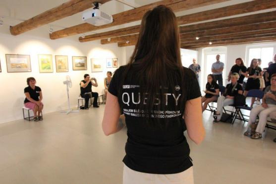 Broumov má questy. Nový turistický produkt láká k návštěvě turisty, na své si ale přijdou i místní