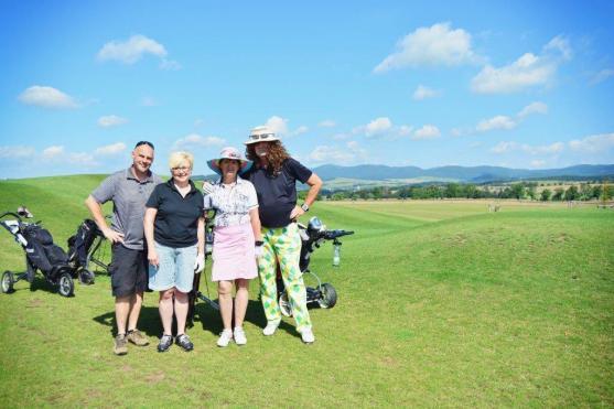 Kloboukový turnaj ovládli manželé Krulichovi a Marcela Růžičková