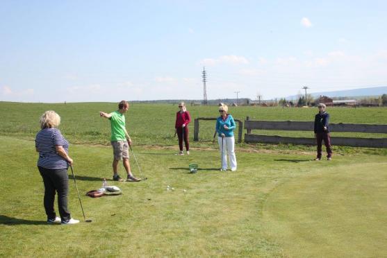 Na Dni otevřených dveří se ukázala řada talentovaných golfistek a golfistů