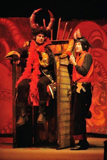 Dětské divadelní představení Jak se zbavit čerta na fotografiích Jana Záliše