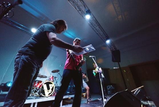 Imodium pokřtilo Valerii. Také skupina Arven křtila novou desku