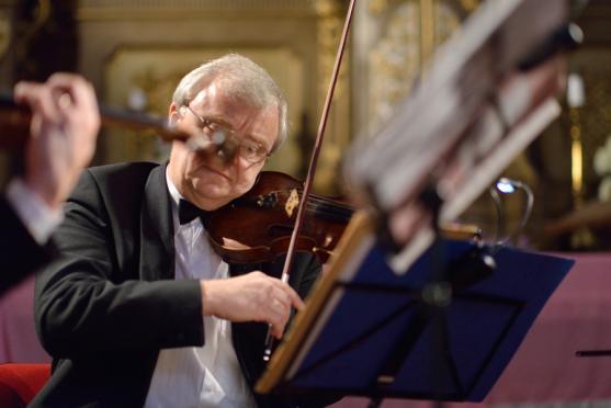 Osmý ročník festivalu Za poklady Broumovska uzavřel koncert Stamicova kvarteta a houslisty Josefa Špačka