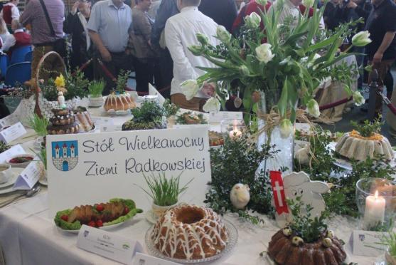 Stovka stánků, více jak tisíc hostů. Takový byl Velikonoční jarmark Gminy Radków