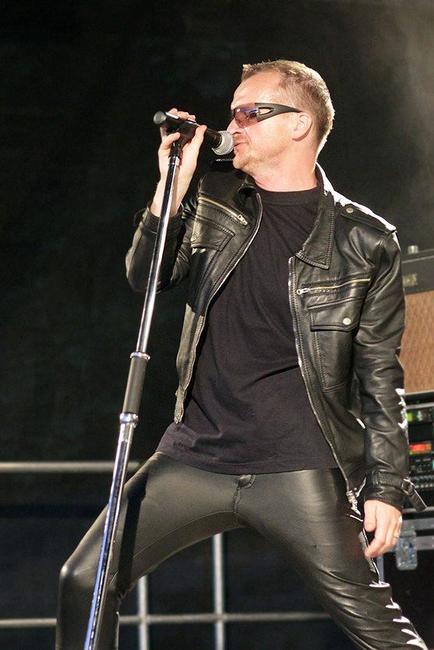 V broumovské klášterní Zahradě* vystoupila skupina U2 Desire Revival Band