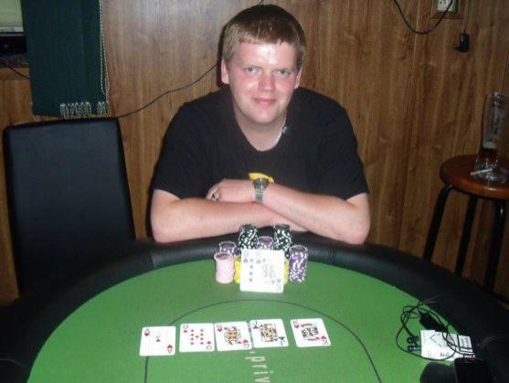Vojtěch Kuchta se stal pokerovým Králem Broumovska