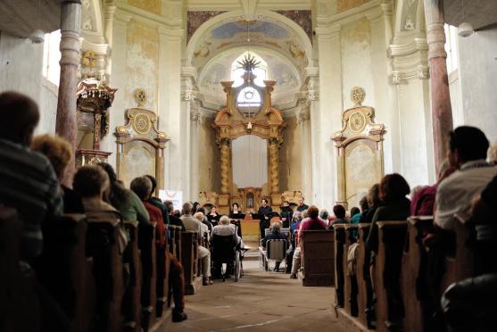 Ohlédnutí za druhým koncertem festivalu Za poklady Broumovska 