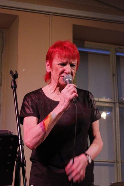 Energie Jany Koubkové strhla návštěvníky ArtCafé 