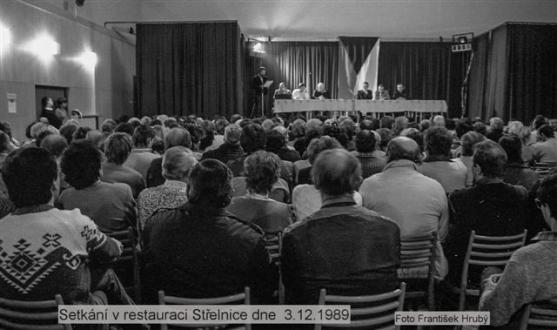 25. let od revoluce. Vzpomínky režiséra Olivera Maliny Morgensterna 