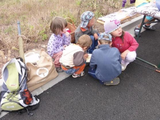 Občané poděkovali vedení města Broumov za novou ulici 