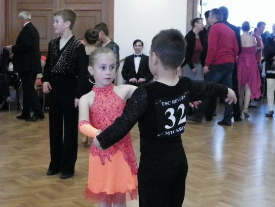 Ze Smiřic si broumovské taneční páry přivezly sedm medailí 