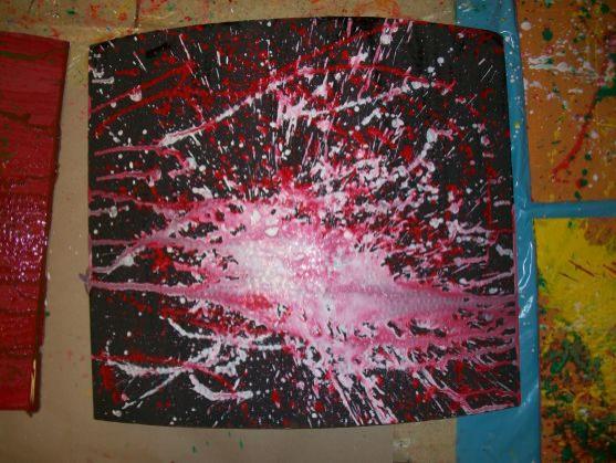 Ohlédnutí za Ateliérem Martiny Váňové věnovaném akční malbě 