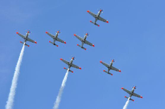 Desítky letounů z 15 zemí světa. To je CIAF 2012