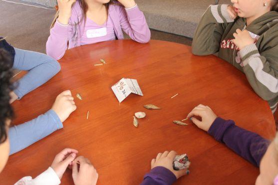 Filmaři během natáčení svačí a chodí na WC