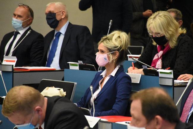 Hejtman Červíček: "Hlavní prioritou nového vedení kraje bude pokračovat v co největším rozvoji regionu a jeho obcí." 