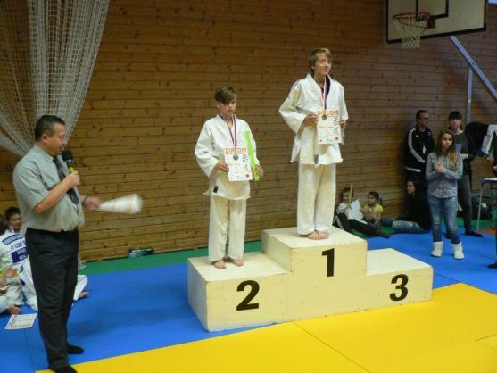 Zlatá olympijská medaile judisty Lukáše Krpálka motivuje. Na Pohár hejtmana do Broumova přijelo více než 200 mladých judistů