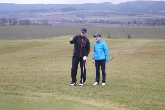 Chaloupka Cup 2016 zahájil sezónu na Grosshofu. Vyhráli otec a syn Berkovi