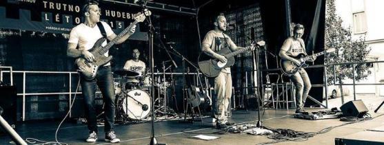 Volejbalový Memoriál a hudební Rockstock v Broumově slibuje příjemný den