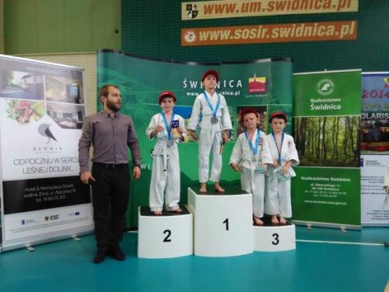 Judisté z Broumova získali v Polsku během víkendu 14 medailí