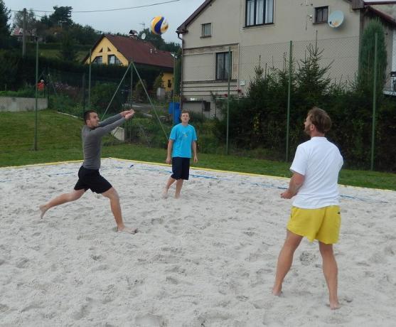 Pohár plný písku - páté pohodové polické plážové plácání pořádané Pedrem