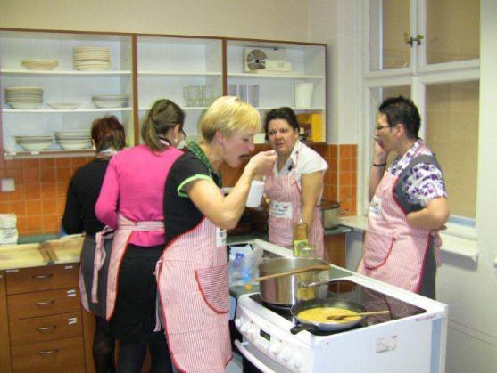 Skončil projekt Masarykovy základní školy v Broumově Znovu spolu u jednoho stolu