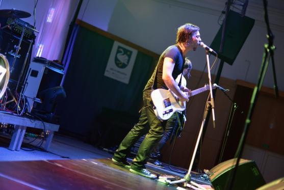 Imodium pokřtilo Valerii. Také skupina Arven křtila novou desku