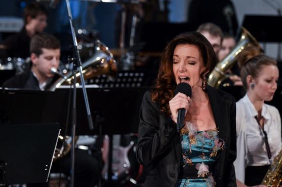 Další Benefiční koncert Police Symphony Orchestra. Po Hvězdě tentokrát v klášterní zahradě 