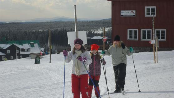 Sněženky a machři z broumovského gymnázia