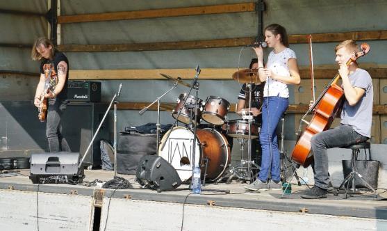 Den otevřených dveří a. s. VEBA přilákal stovky návštěvníků 