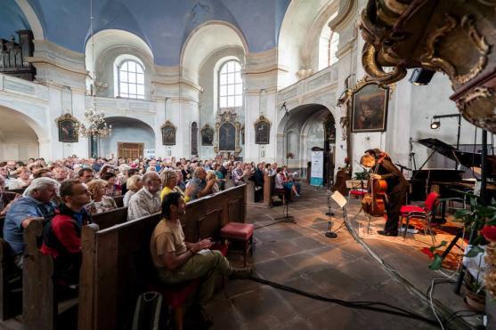 Koncert Dvořákova tria přilákal 333 diváků 