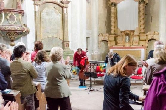 Festival Za poklady Broumovska má za sebou tři hudební podvečery 