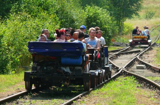 Broumováci se zúčastnili mistrovství Polska v závodech ručních drezín