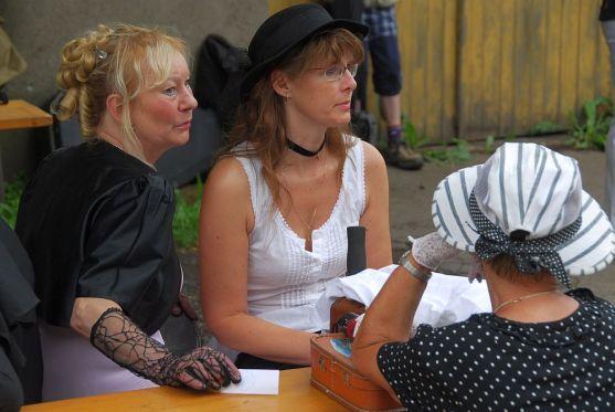 Přes třicet recesistů se zúčastnilo Běhu z Police do Police