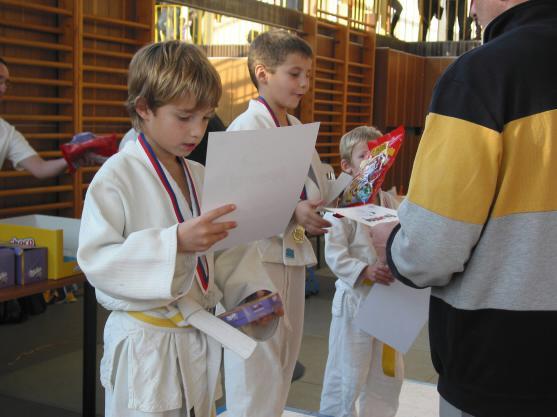 Mladí judisté z Broumova přivezli z hradeckého turnaje Judorej 8 medailí