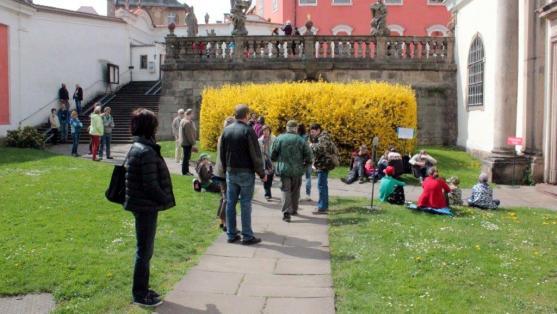 Na Velikonoční neděli se v klášteře budou hledat ztracená kuřata 