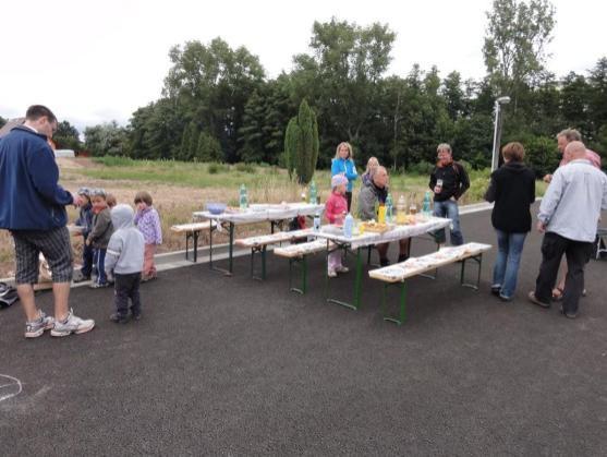 Občané poděkovali vedení města Broumov za novou ulici 