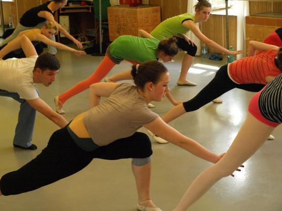 Broumovským baletkám se věnovali lektoři ze Španělska, Ukrajiny a České republiky 